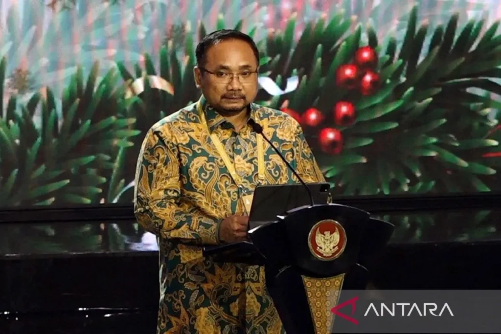 Arsip foto - Menteri Agama Yaqut Cholil Qoumas memberikan sambutan di acara Perayaan Natal Nasional 2023 di Gereja Bethany Nginden Surabaya, Rabu (27/12/2023). ANTARA/Pradanna Putra Tampi/aa.