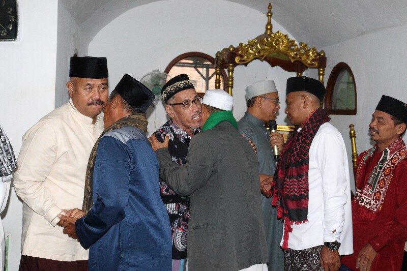 Safari Subuh di Masjid Al Muhajirin Kelurahan Bukit Biru Hadirkan Kebersamaan dan Harapan Baru