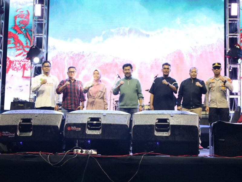 Sekda Kukar Buka Pesta Laut Pesisir Nusantara 2025