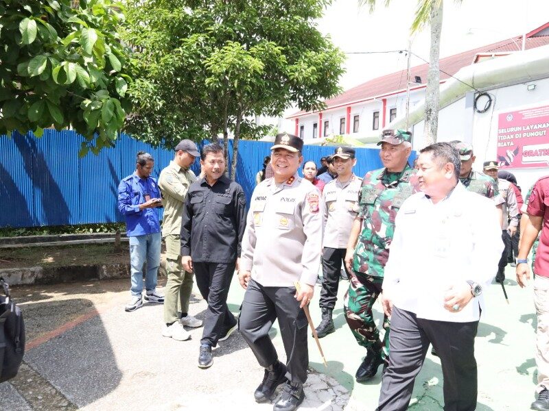 Sekda Kukar Dampingi Gubernur Kaltim Pantau Persiapan PSU di Tenggarong