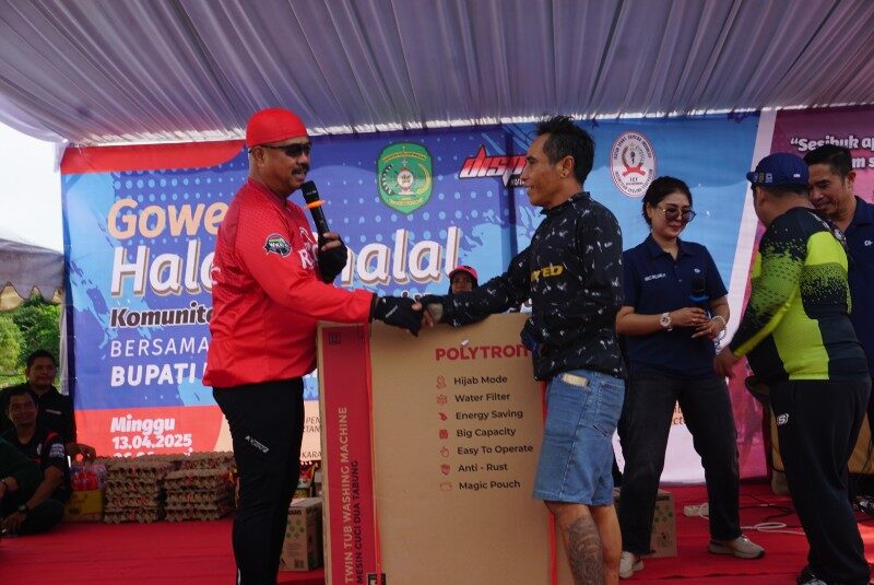 Bupati Meriahkan Gowes Fun Kukar Idaman 2025 di Tenggarong