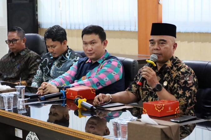 Pemkab Kukar dan PLN Kuatkan Kerja Sama di Kecamatan Tenggarong untuk Masa Depan Lebih Terang