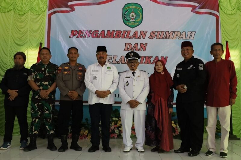 Bupati Kukar Resmi Lantik Pj Kades Makarti di Marangkayu untuk Pelayanan Desa