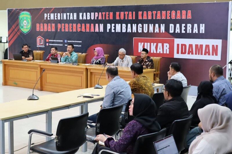 Sekda Buka Forum Perangkat Daerah di Tenggarong Seberang dan Tekankan Fokus Tingkatkan PAD