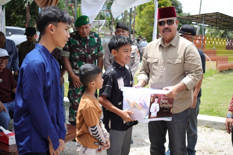 Bupati Kukar Resmikan Tiga Pustu dan Bantuan Sembako